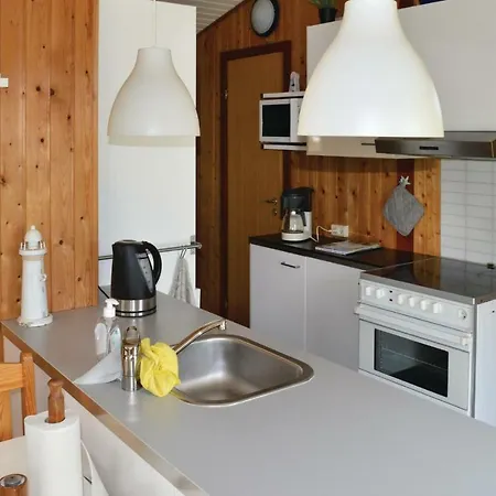 Three-bedroom Holiday In Hadsund *